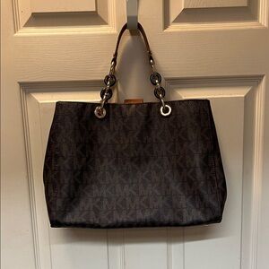 EUC Michael Kors Cynthia Medium Satchel with Chain-Link Tortoise Handles